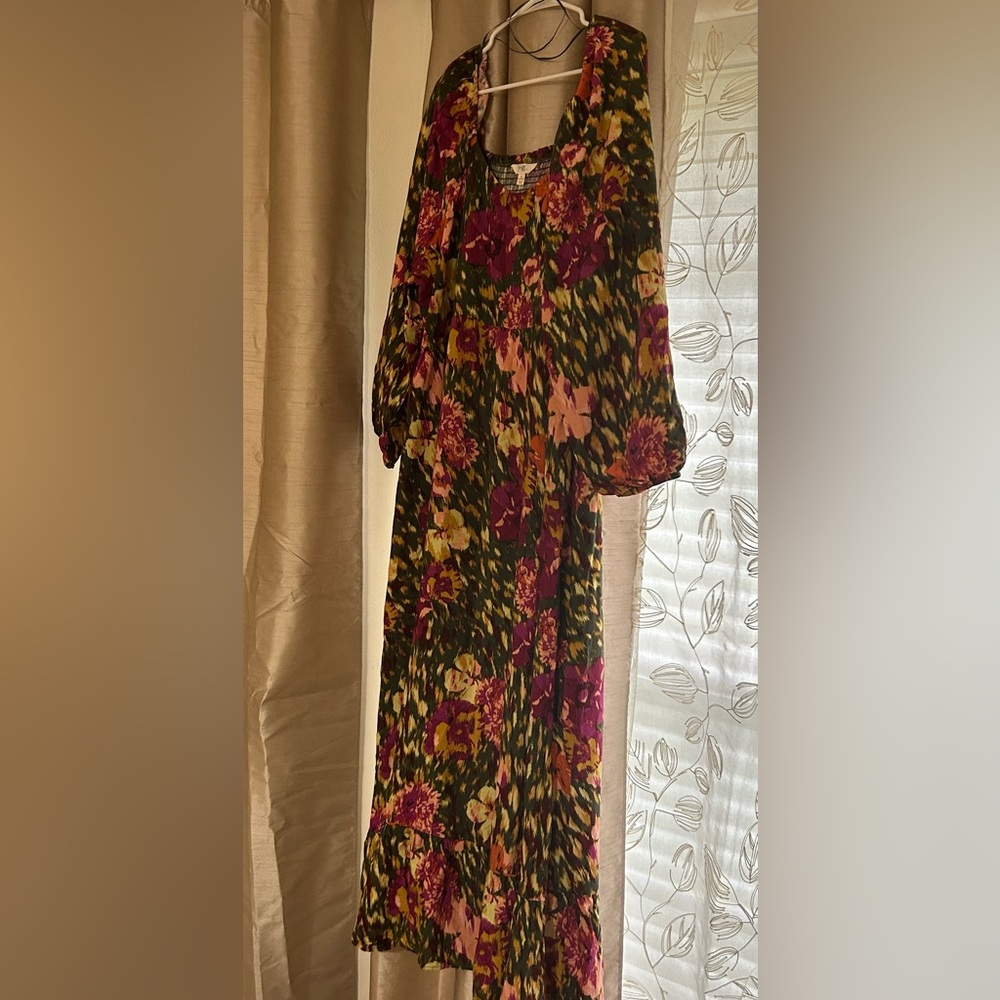 Terra & Sky The Square Neck Peasant Dress